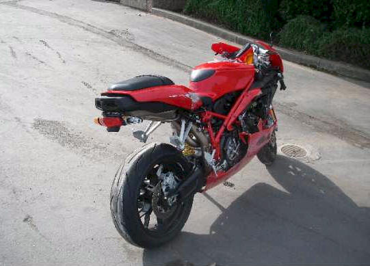 http://autosource.biz/Page/Ducati_Repairable_Motorcycle_Salvage_77.jpg