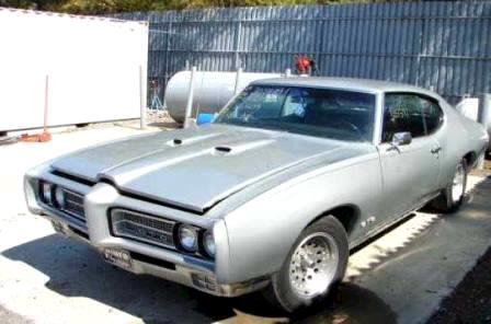 Silver '69 GTO Pontiac 400